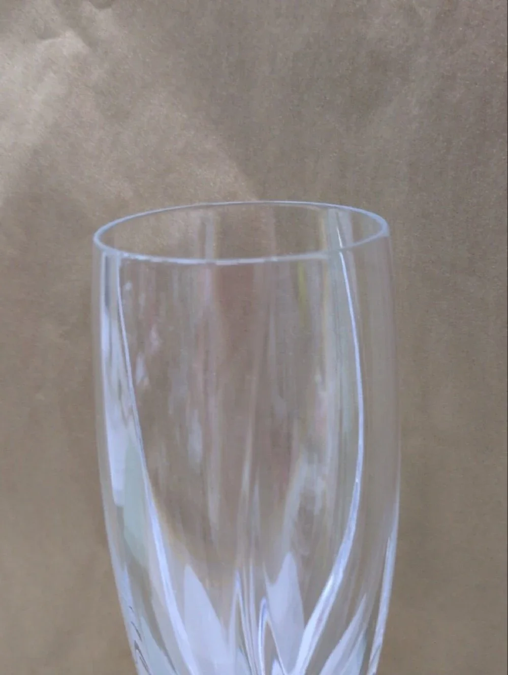 Mikasa Flutes Flame D' Amore. Set Of 2. Perfect Condition